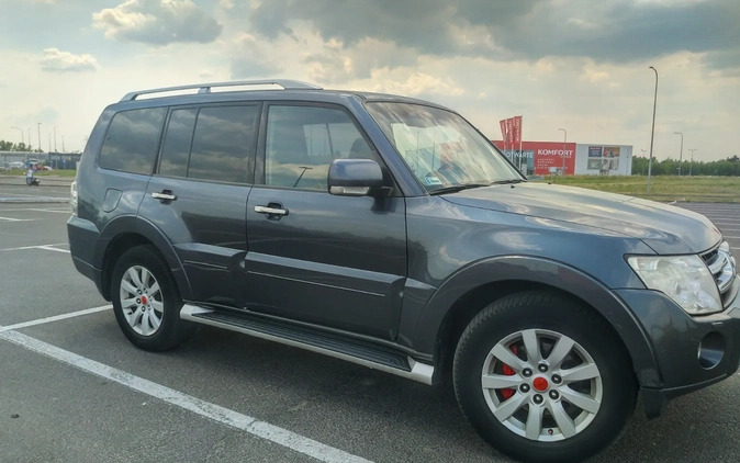 Mitsubishi Pajero cena 93000 przebieg: 275000, rok produkcji 2009 z Luboń małe 254